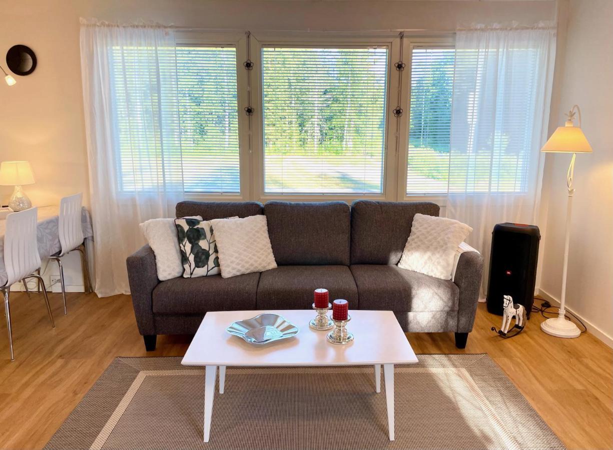 Cozy Renovated House With A Lot Of Parking Space. Haparanda  Exterior photo